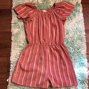 Beige/pink Jenna and Jessie romper. Lightly worn and still in great conditions.